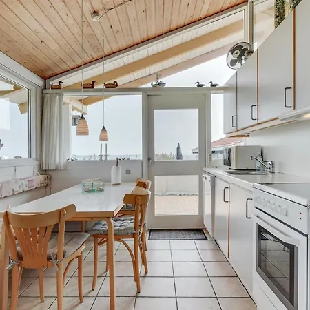 Alya - 200m From The Sea By Interhome Apartmán *