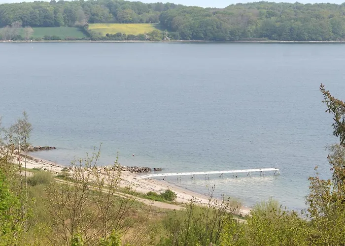 Apartment Alya - 200m From The Sea By Interhome