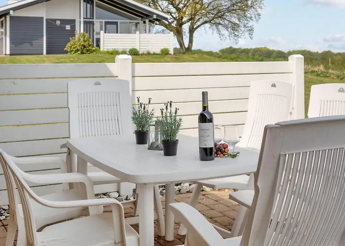 Apartment Alya - 200m From The Sea By Interhome